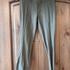 Women's Olive Green Leggings